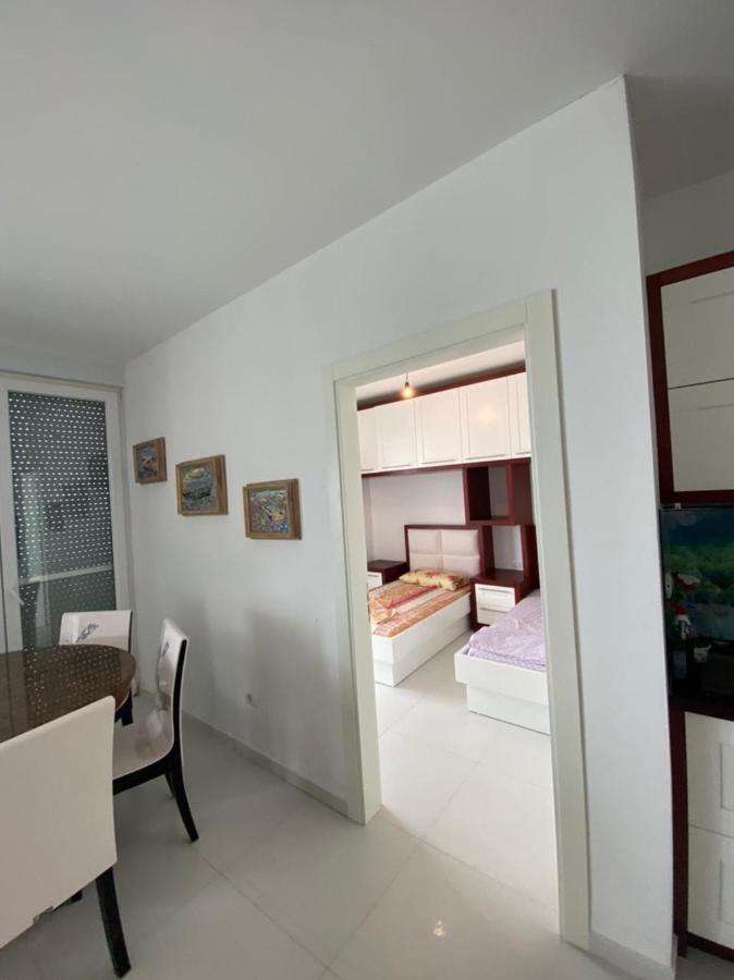 Beach Luxury Apartment Shengjin เลเจอ ภายนอก รูปภาพ